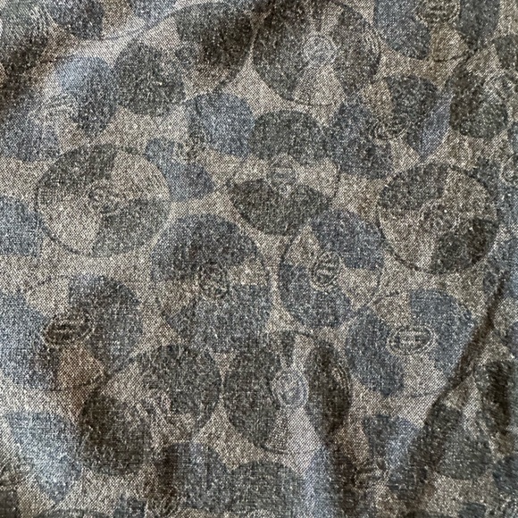 Three pair bundle of men’s size 33 shorts - Ben Sherman and Eddie Bauer - Picture 11 of 14